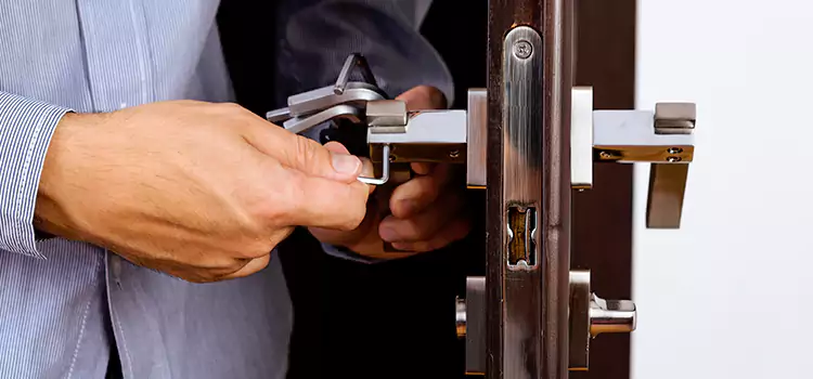 Commercial Door Lock Repair Farragut
